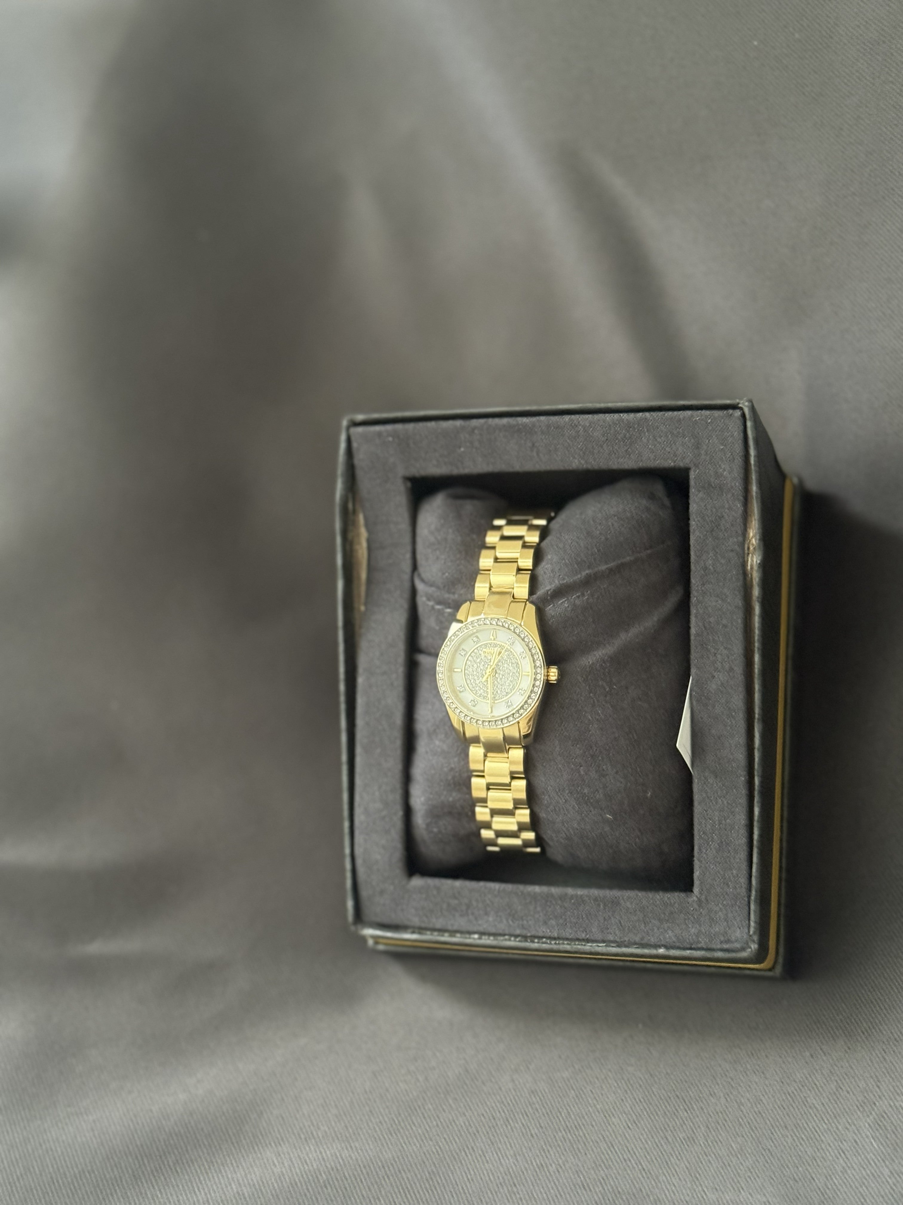 Bulova 98L315 Women's Gold Tone Crystal Stainless Steel Quartz Watch 23mm NEW - product photo 4 at Keystone Discounts